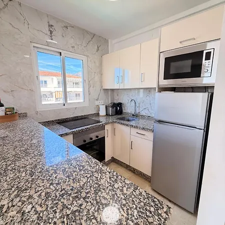 Rio Mar Apartment Marbella